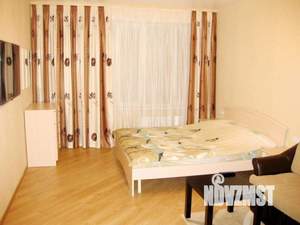 1-к квартира, посуточно, 45м2, 1/1 этаж