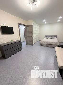 1-к квартира, посуточно, 49м2, 9/10 этаж