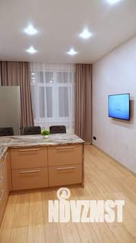 1-к квартира, посуточно, 43м2, 2/14 этаж