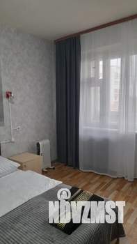 1-к квартира, посуточно, 40м2, 7/10 этаж