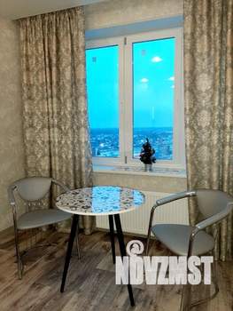 1-к квартира, посуточно, 38м2, 21/21 этаж