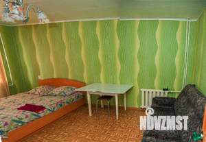 1-к квартира, посуточно, 36м2, 1/1 этаж