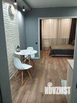 Студия квартира, посуточно, 30м2, 10/19 этаж