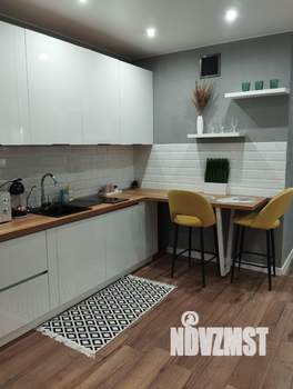 Студия квартира, посуточно, 30м2, 10/19 этаж