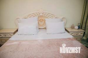 2-к квартира, посуточно, 55м2, 1/1 этаж