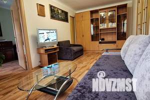 2-к квартира, посуточно, 48м2, 2/5 этаж