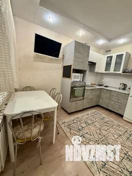 1-к квартира, посуточно, 40м2, 1/4 этаж