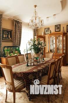 3-к квартира, посуточно, 180м2, 2/5 этаж