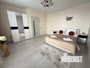 1-к квартира, посуточно, 42м2, 14/14 этаж