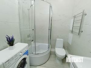 Студия квартира, посуточно, 30м2, 6/18 этаж