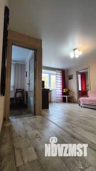 2-к квартира, посуточно, 40м2, 3/5 этаж