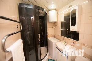 2-к квартира, посуточно, 47м2, 1/1 этаж