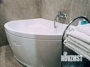 1-к квартира, посуточно, 39м2, 7/9 этаж