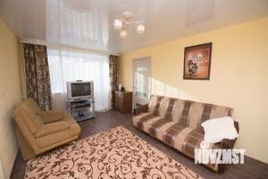 2-к квартира, посуточно, 45м2, 1/1 этаж