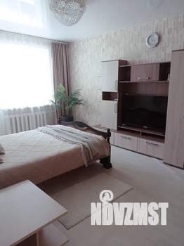 1-к квартира, посуточно, 39м2, 1/9 этаж