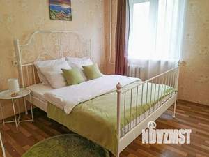 1-к квартира, посуточно, 35м2, 3/5 этаж