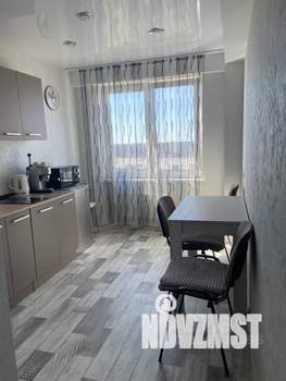 1-к квартира, посуточно, 33м2, 15/18 этаж