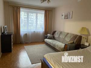 1-к квартира, посуточно, 41м2, 1/10 этаж