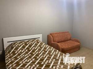 1-к квартира, посуточно, 38м2, 8/10 этаж