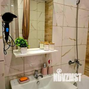 1-к квартира, посуточно, 39м2, 8/10 этаж