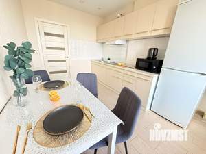 1-к квартира, посуточно, 46м2, 1/1 этаж