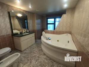 4-к квартира, посуточно, 128м2, 5/6 этаж