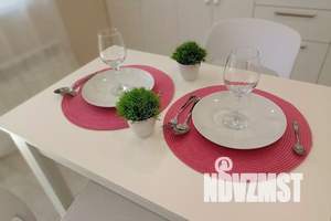 1-к квартира, посуточно, 41м2, 4/10 этаж