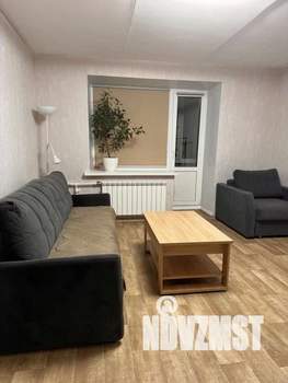 1-к квартира, посуточно, 53м2, 1/1 этаж