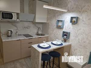 Студия квартира, посуточно, 31м2, 2/18 этаж