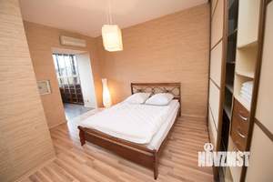 3-к квартира, посуточно, 100м2, 1/1 этаж