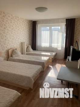 2-к квартира, посуточно, 68м2, 8/10 этаж