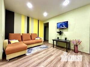 3-к квартира, посуточно, 54м2, 1/1 этаж