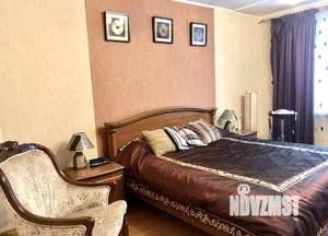 3-к квартира, на длительный срок, 130м2, 3/6 этаж