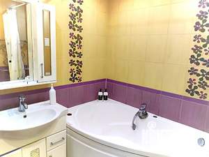 1-к квартира, посуточно, 42м2, 4/9 этаж