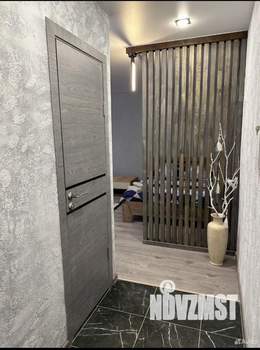 Студия квартира, посуточно, 32м2, 1/5 этаж