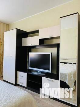 1-к квартира, посуточно, 40м2, 6/17 этаж