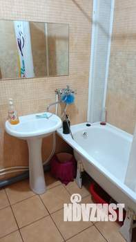 Студия квартира, посуточно, 30м2, 3/17 этаж