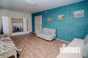 2-к квартира, посуточно, 75м2, 1/1 этаж
