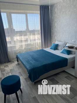 1-к квартира, посуточно, 33м2, 15/18 этаж