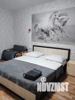 1-к квартира, посуточно, 40м2, 7/10 этаж