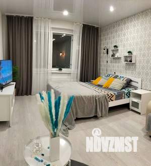 1-к квартира, посуточно, 43м2, 13/17 этаж