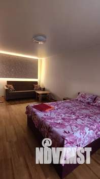 1-к квартира, посуточно, 42м2, 4/5 этаж