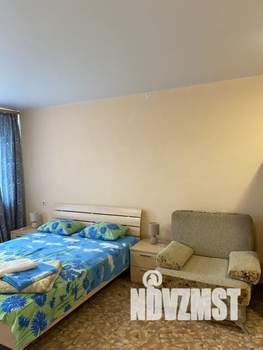 Студия квартира, посуточно, 30м2, 2/5 этаж