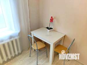 1-к квартира, посуточно, 42м2, 1/9 этаж