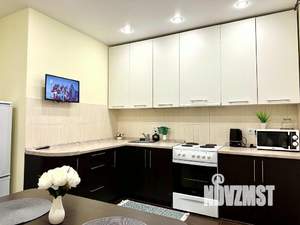 1-к квартира, посуточно, 60м2, 1/1 этаж