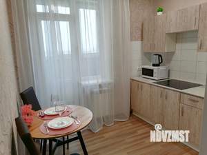 1-к квартира, посуточно, 32м2, 8/21 этаж