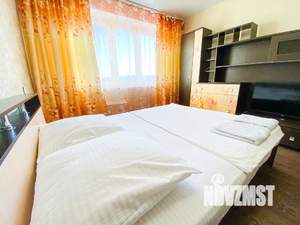 1-к квартира, посуточно, 40м2, 7/17 этаж