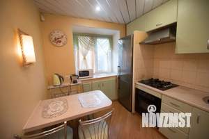 2-к квартира, посуточно, 47м2, 4/5 этаж