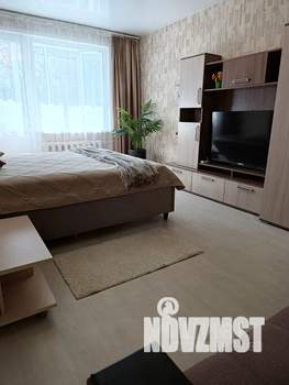 1-к квартира, посуточно, 39м2, 1/9 этаж