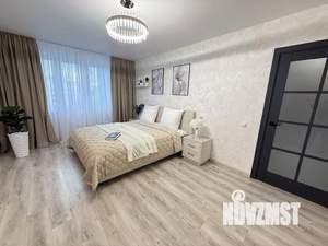 2-к квартира, посуточно, 65м2, 1/1 этаж